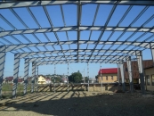 Dumistreli si halele metalice industriale