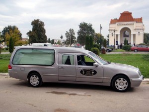 2-tipuri-de-servicii-transport-funerar-de-la-Caritabil1