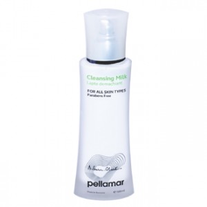 Pur si simplu lapte demachiant de la Pell Amar Cosmetics!1
